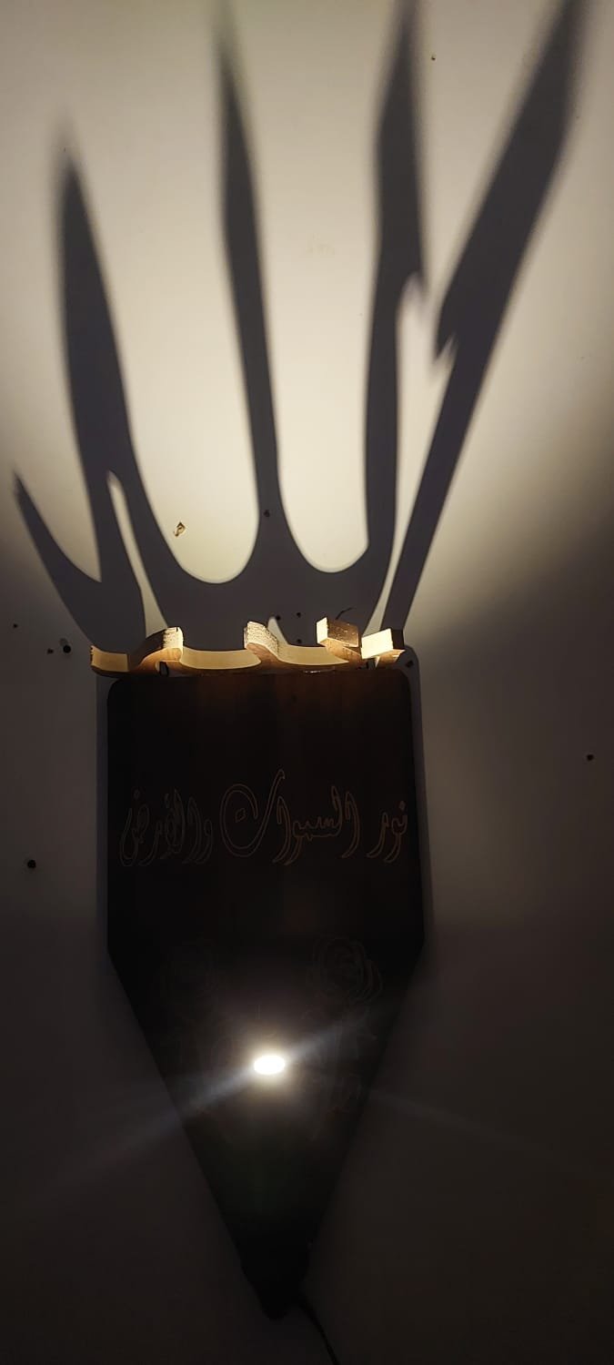 اللوحات الخشبية المحفورة بالليزر